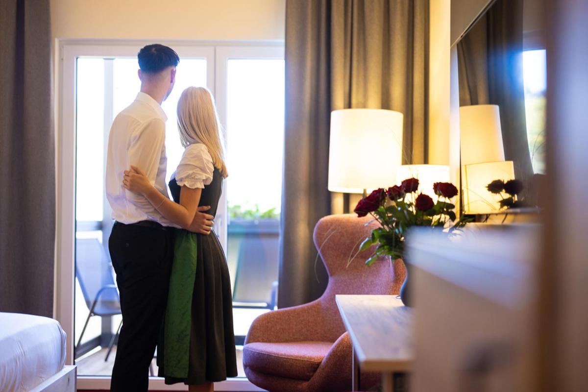 Genuss- Und Wellnesshotel Puchas Kukmirn Екстер'єр фото