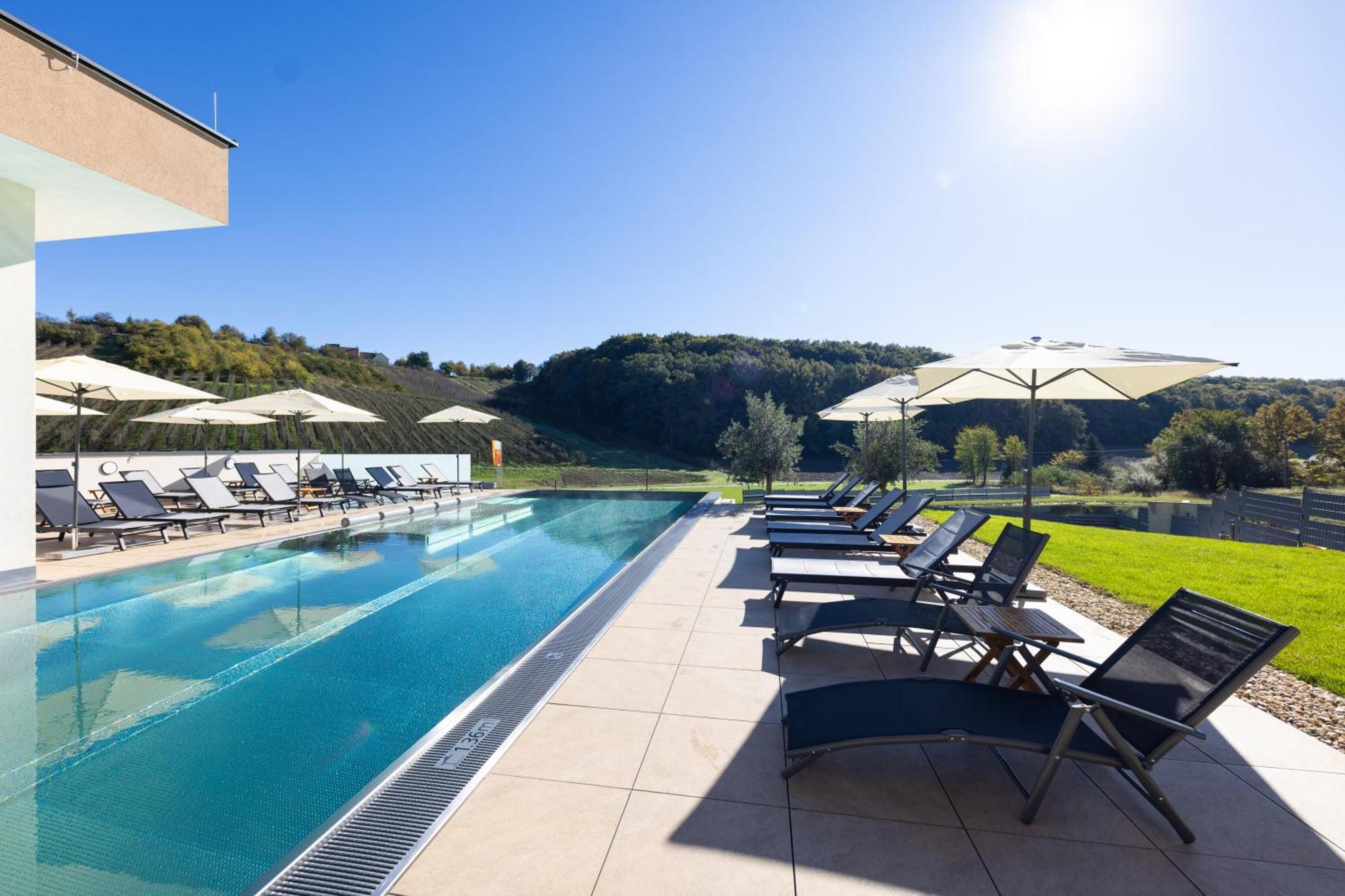 Genuss- Und Wellnesshotel Puchas Kukmirn Екстер'єр фото